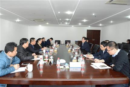 中原工學(xué)院副校長(zhǎng)、首航資本CEO一行到訪河南航投